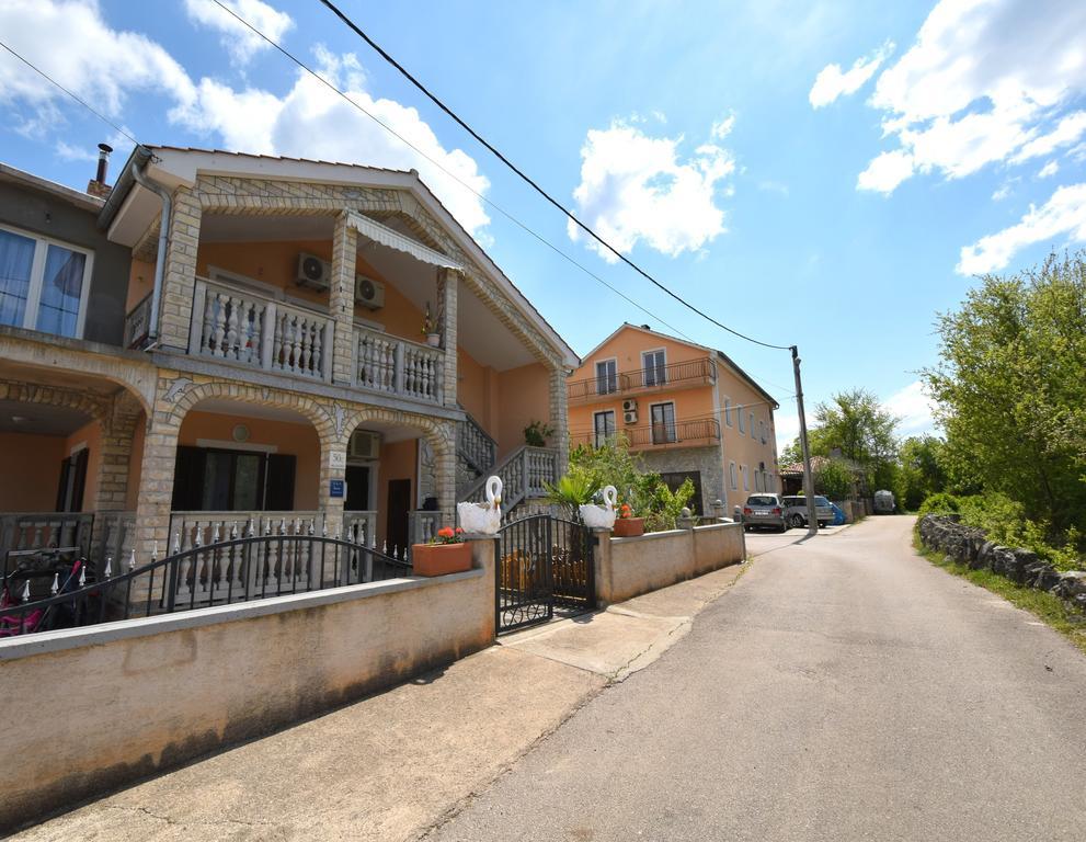 Apartment Hajdi Malinska Luaran gambar
