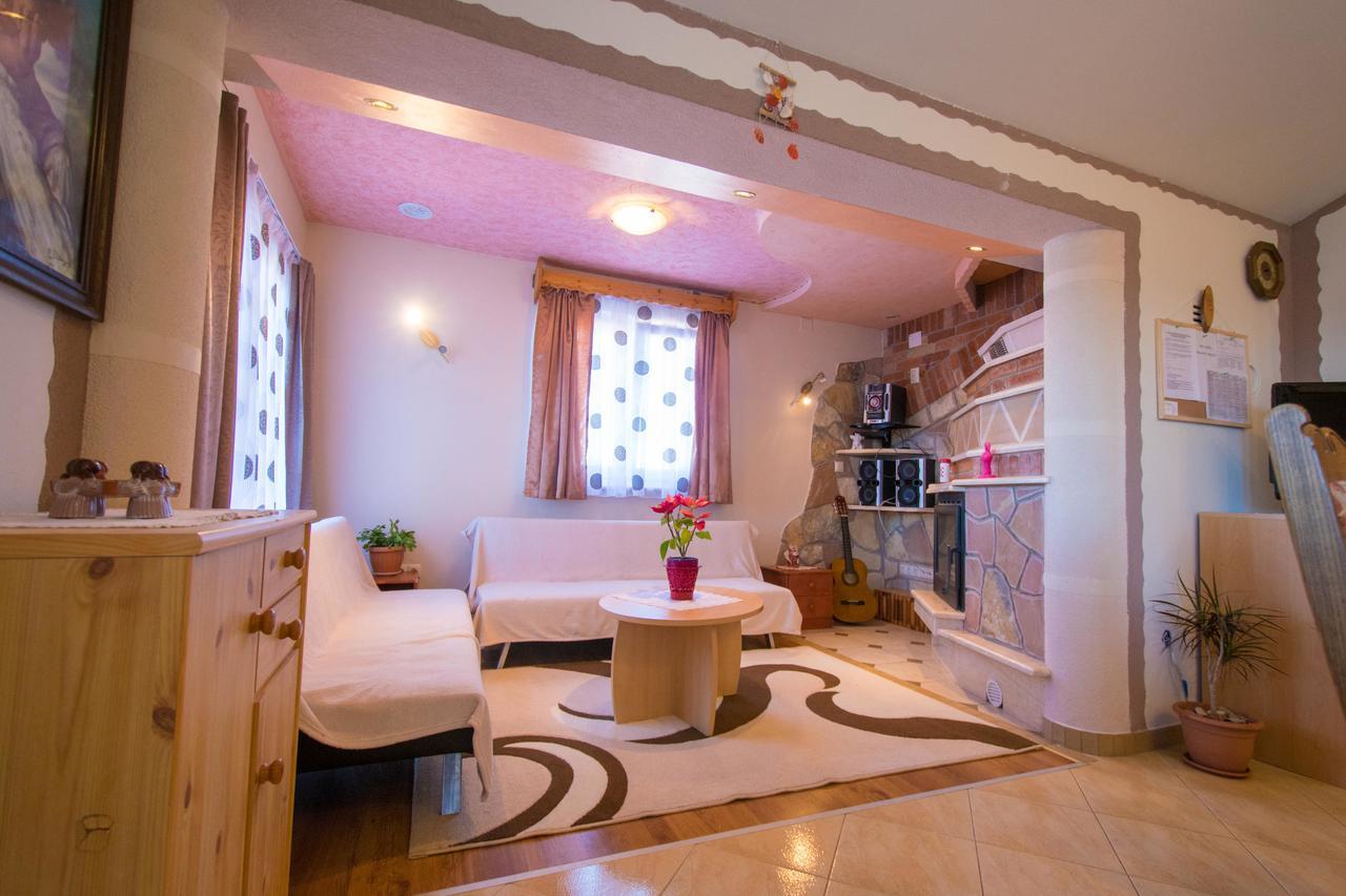 Apartment Hajdi Malinska Luaran gambar