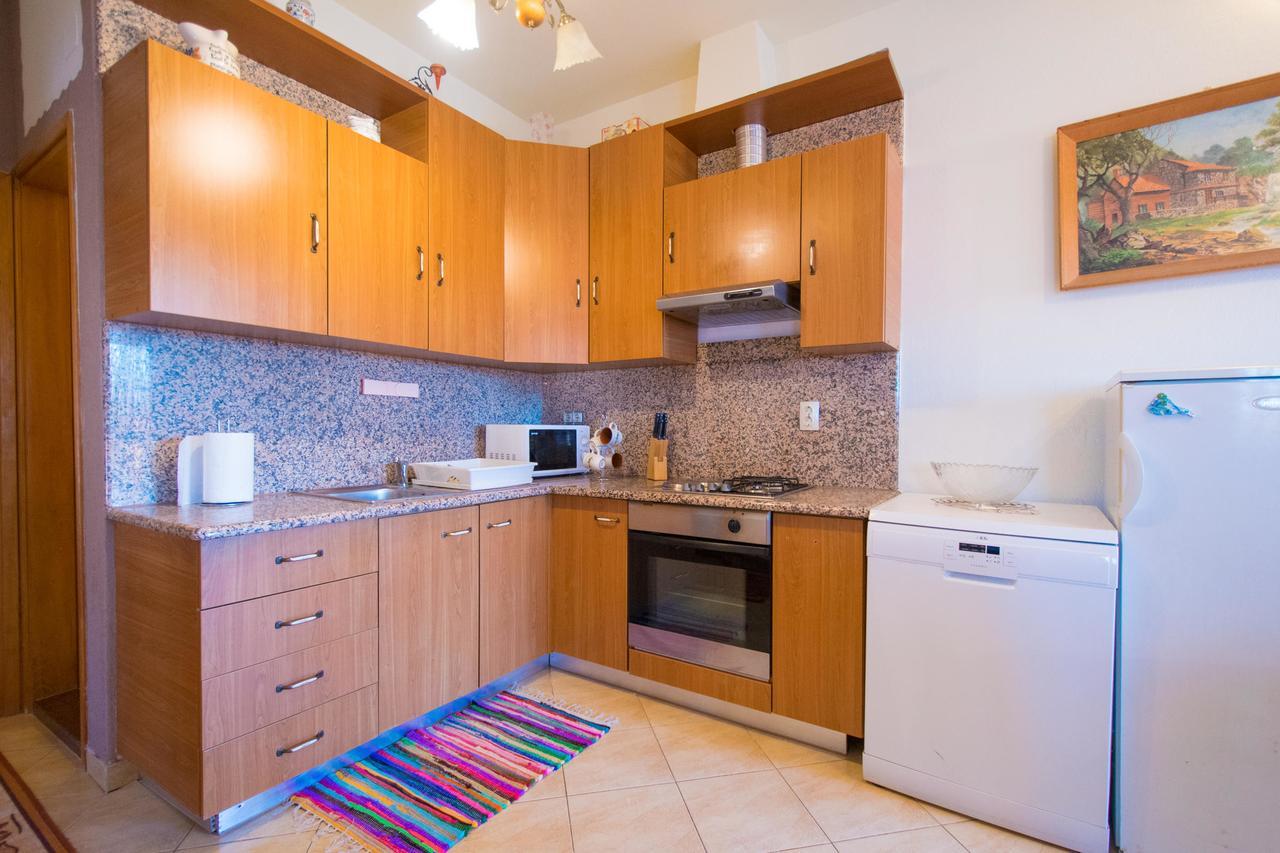 Apartment Hajdi Malinska Luaran gambar